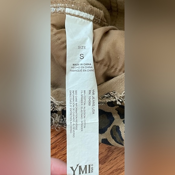 Fray Hem Cheetah Jogger Shorts Size Small w Drawstring & Distressed. - Picture 6 of 11